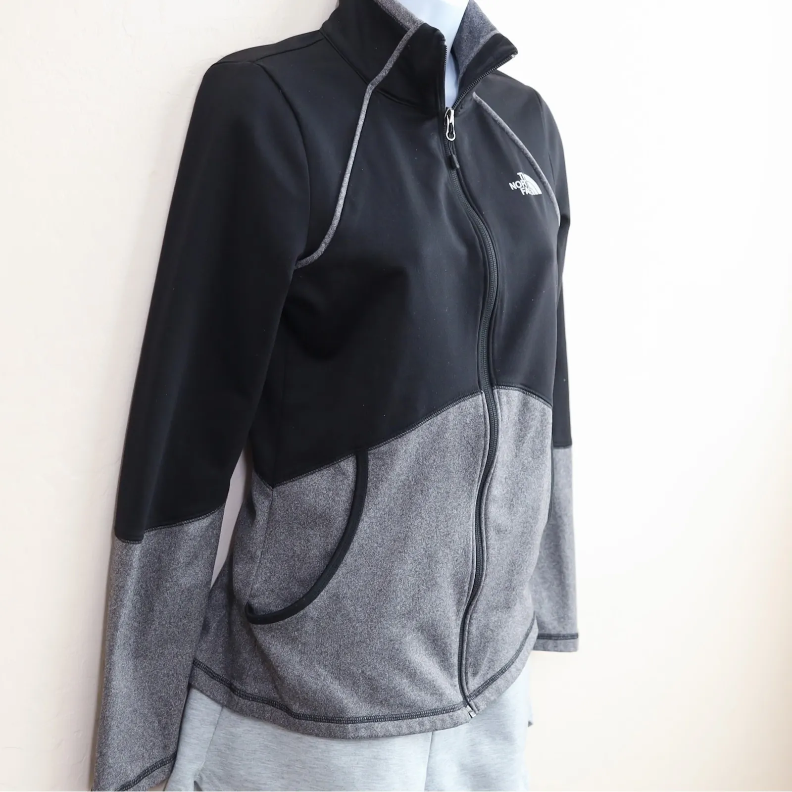 The North Face Womens Small P Jacket Full Zip‎ Gray Black Cinder 100 Athletic - Image 4