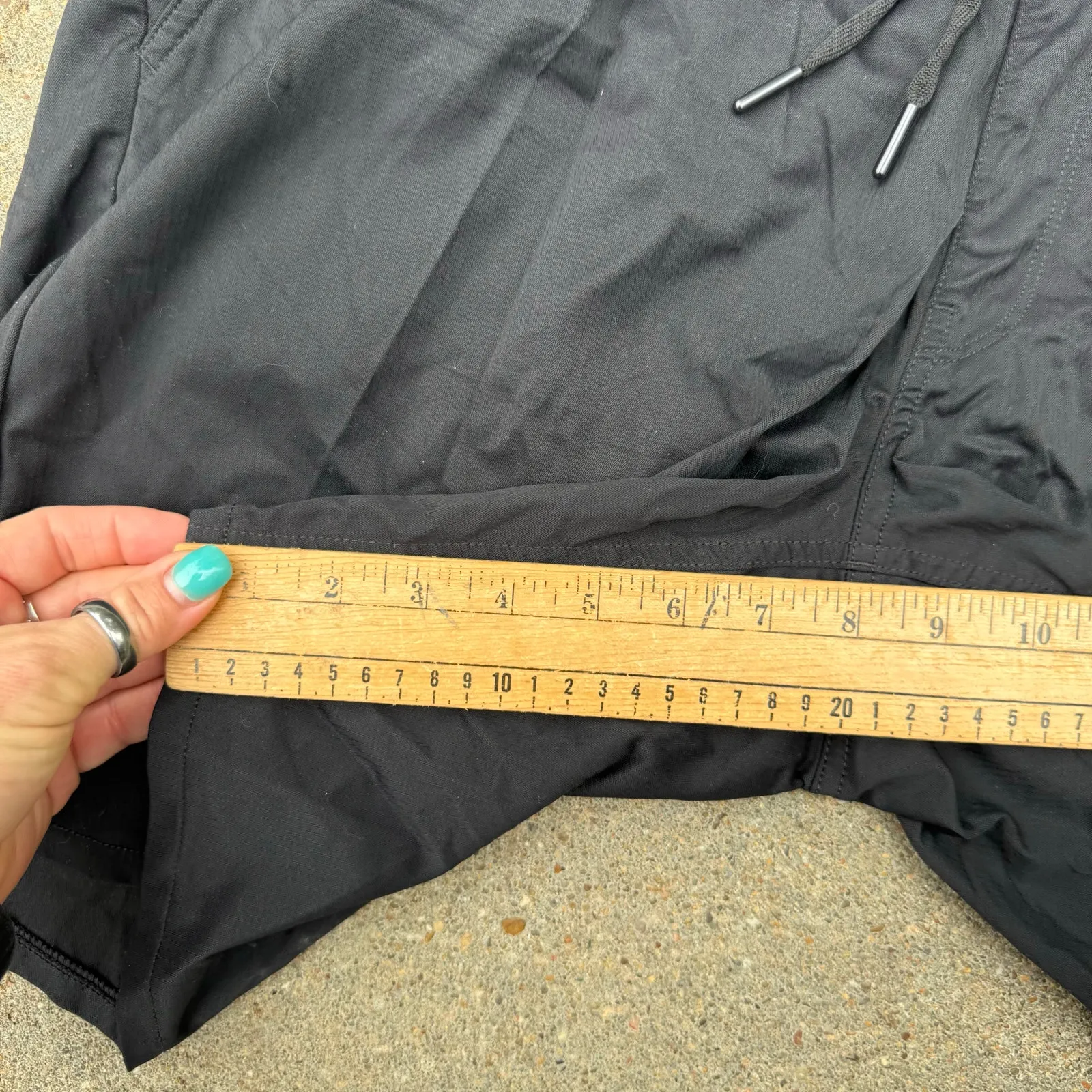 The North Face Black Aphrodite Motion Bermuda Shorts NF0A5GKG Womens Size XL - Image 2