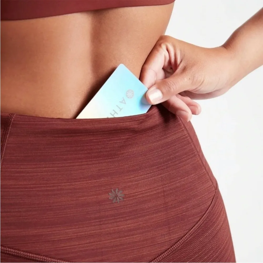 Athleta Elation Textured 7/8 Tight Leggings
Size Medium Tall Dried Cinnamon - Image 4