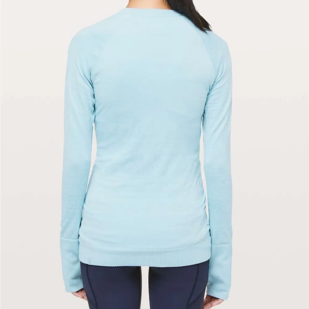LULULEMON Rest Less Blue Haze Long Sleeve Texhnical Layer Sz 2 - Image 2