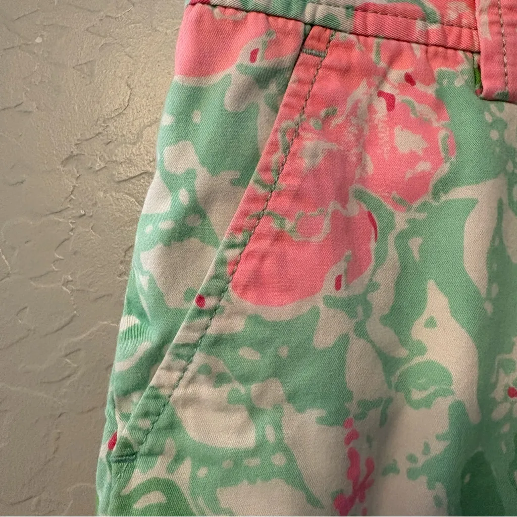 Lilly pulitzer the callahan shorts in beach wave green pink floral pattern sz 4 - Image 6