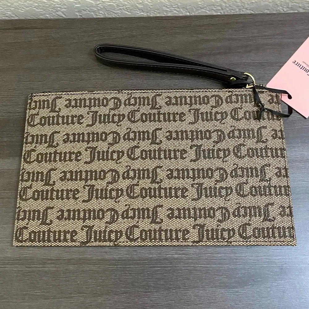 NWT Juicy Couture Wristlet - Image 4