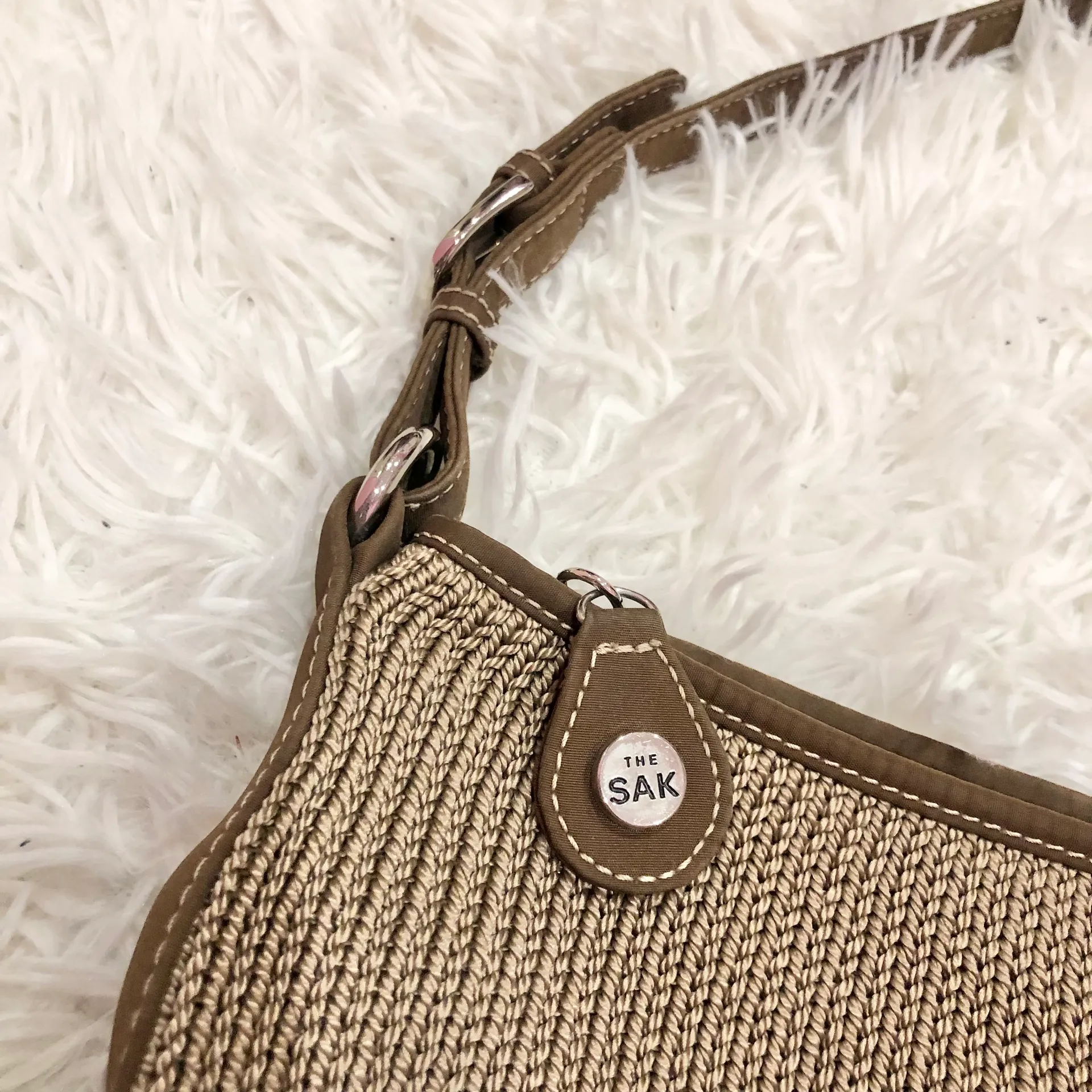 Woven Crochet Hobo Bag Tan Beige Plaid Lining - Image 4