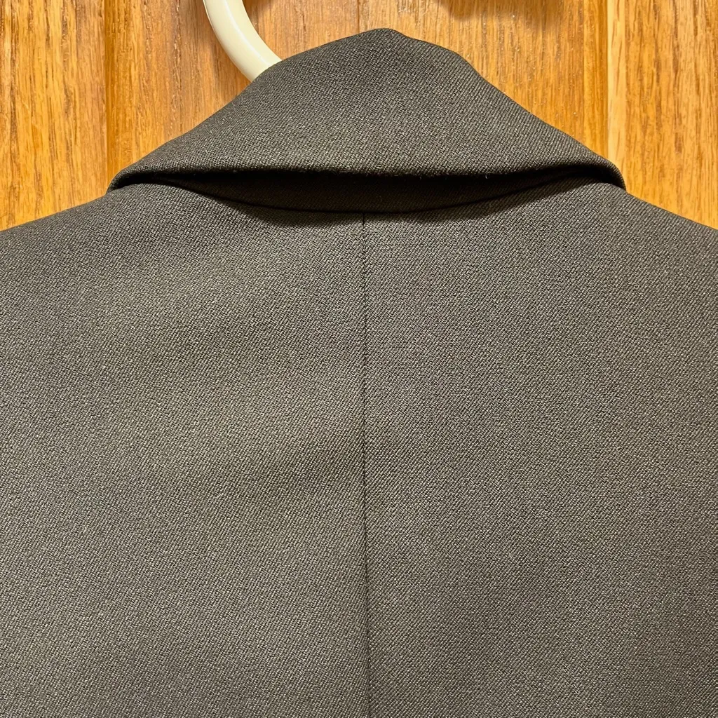 Express Classic Black Women's Blazer - Size 4 - Image 7