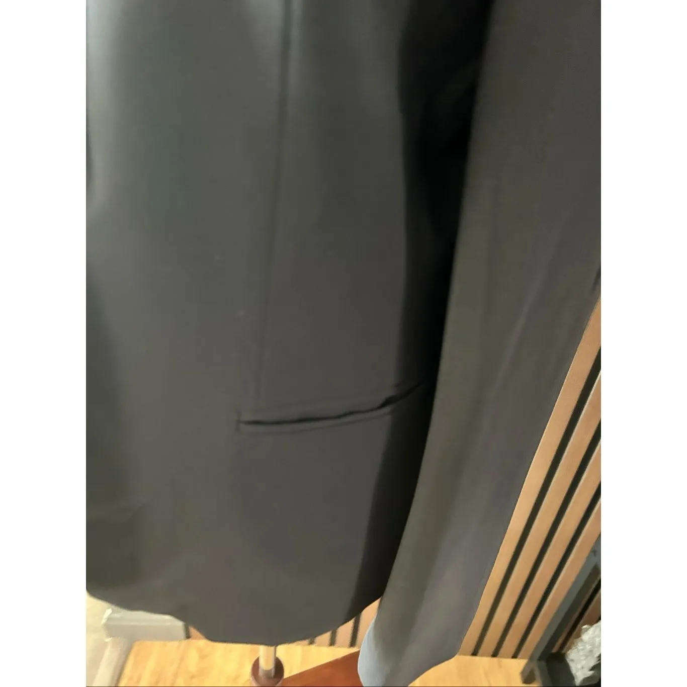 Ann Taylor black blazer virgin wool size 10 work blazer classy stylish - Image 4