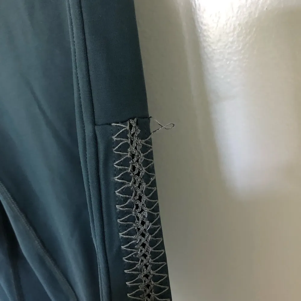 Maaji  Crocheta Tourmaline High Waisted Leggings
DARK GREEN Activewear Small - Image 5