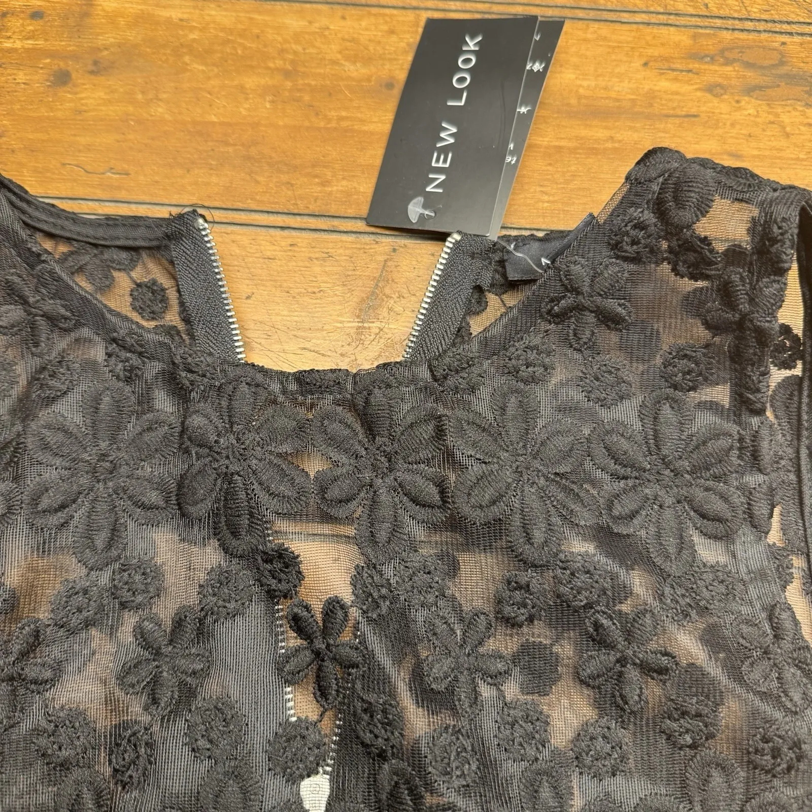 New Look Black Lace Embroidered Top‎ Sleeveless Ladies Size 4 Women Party Sexy - Image 6