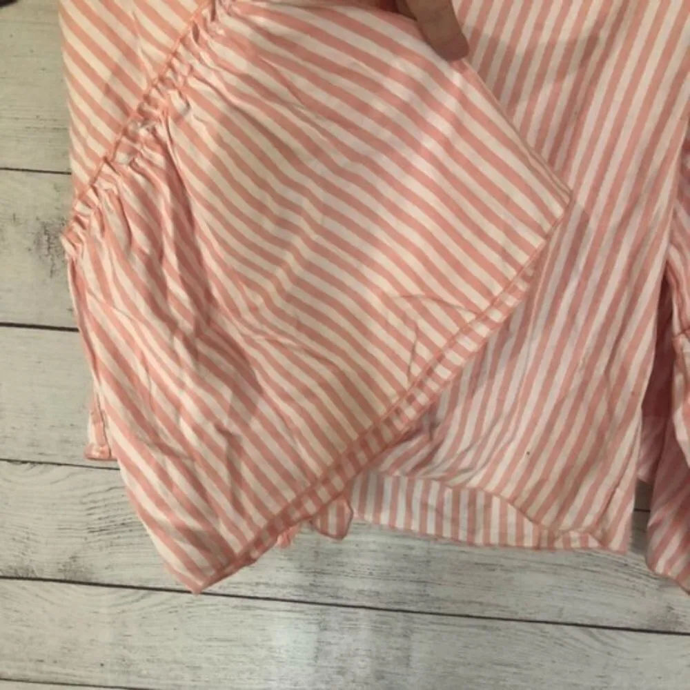 Boutique Lavender Field Bell Sleeve Tie Front M - Image 3