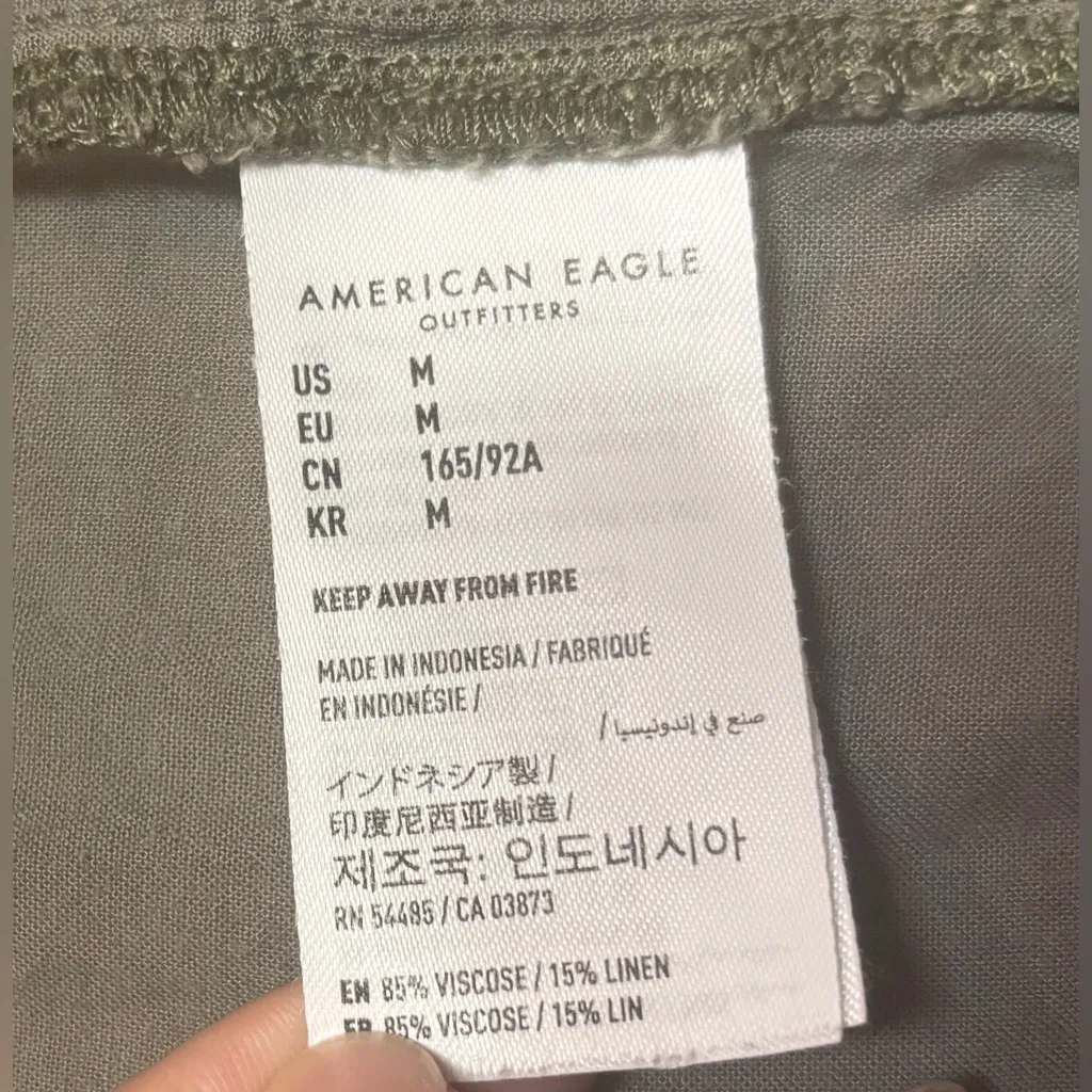 American Eagle Short Sleeve Shirt Women Button Down Top M Linen Blend Sage Green - Image 4