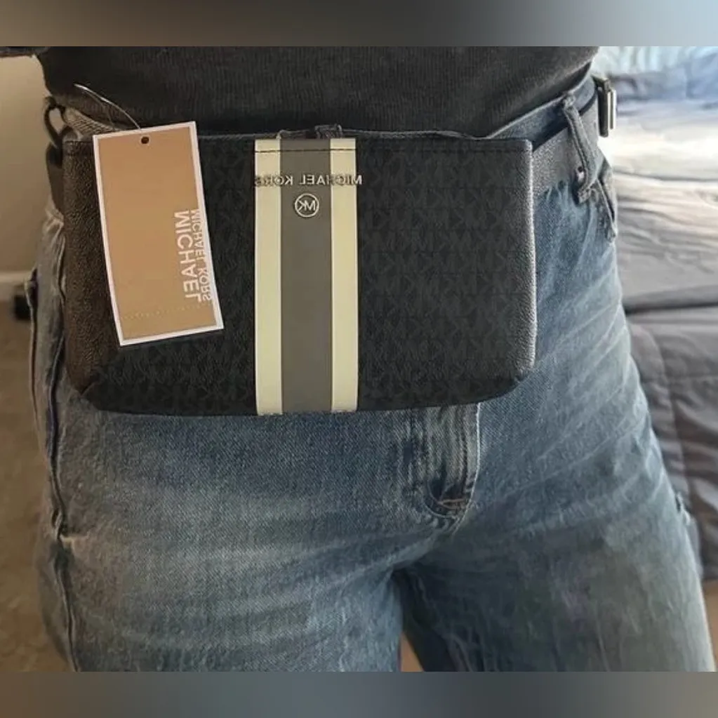 Michael Kors Jet Set Small Signature Logo Stripe Belt Bag in Gift Box - Image 2