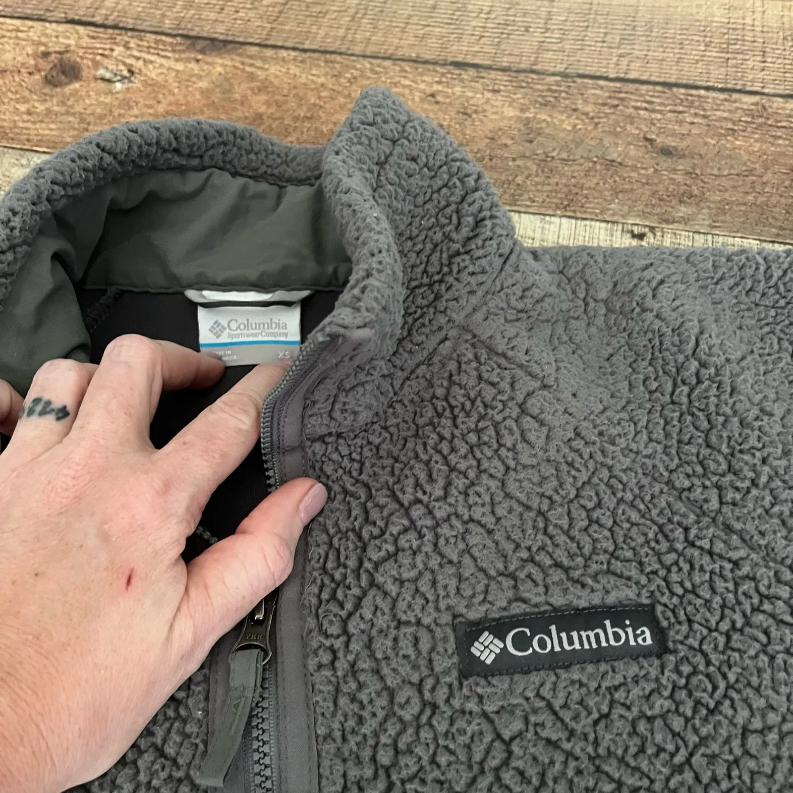 Columbia Women's Gray Sherpa Pockets Full Zip Jacket Sz XS Outdoors Hiking Warm - Image 2