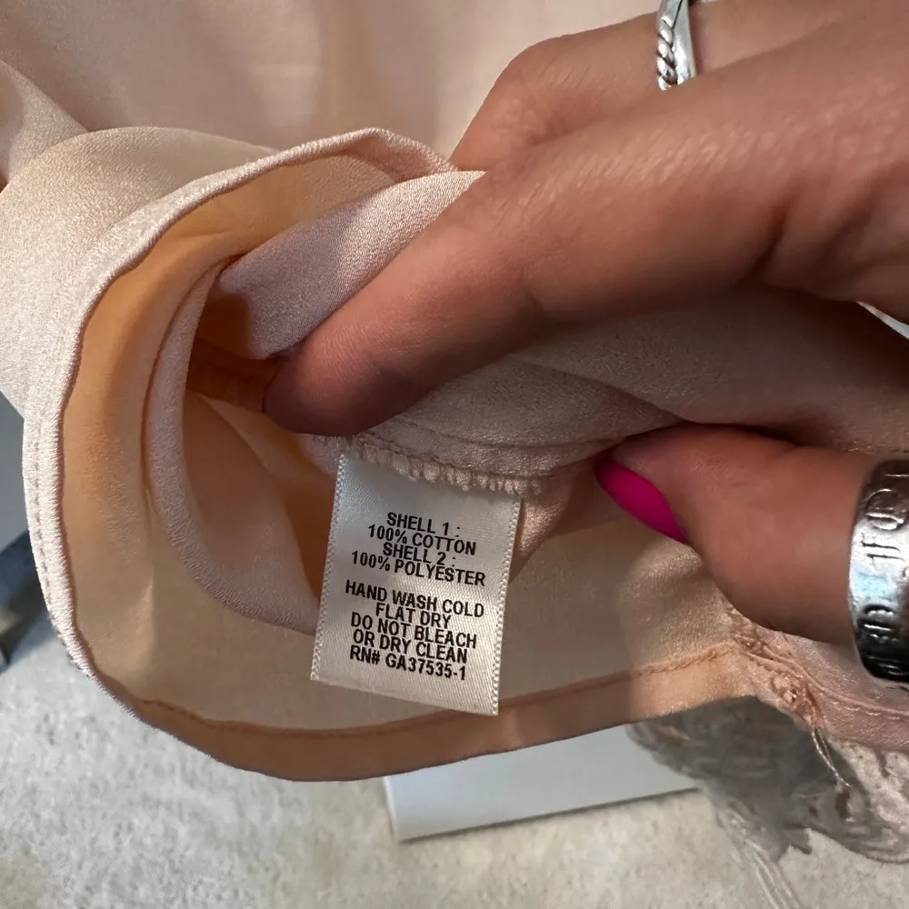 Light pink lace front blouse top - Image 8