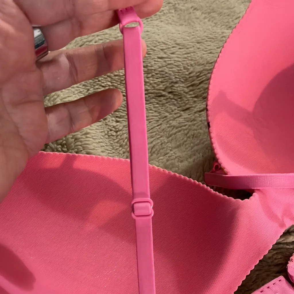 🎉4 for $20 VS Pink Perfect One T-shirt Bra, 36B - Image 3