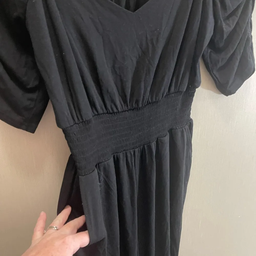 Bb Dakota small cinched smocked pocket Elegant Black Jumpsuit - Image 4