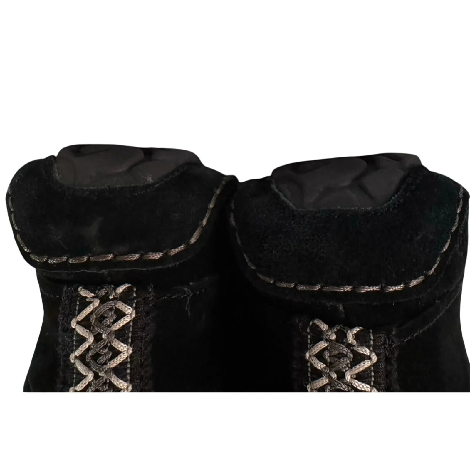 Ugg Chickaree Women’s Black Boots, Size 6 - Image 5