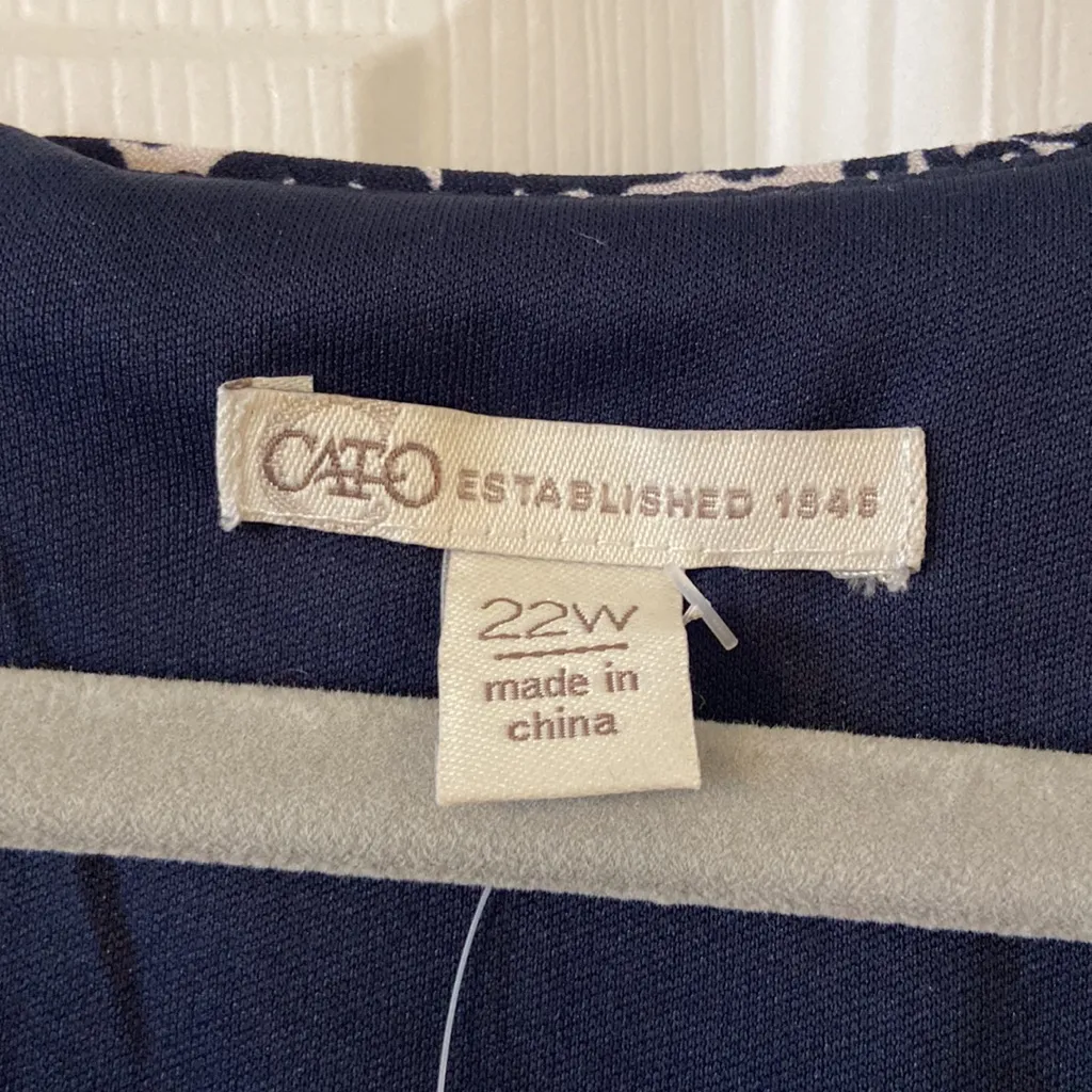 CATO Jampsuit size 22W brand new inseam 20” bust 46” color black and white - Image 3