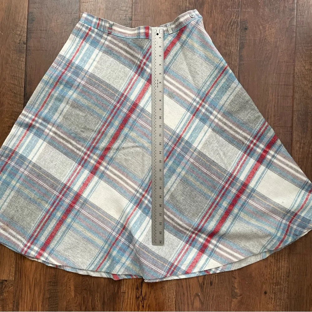 Vintage flannel wool blend skirt (size XS/S) brand: Changing Scene made in Japan - Image 9