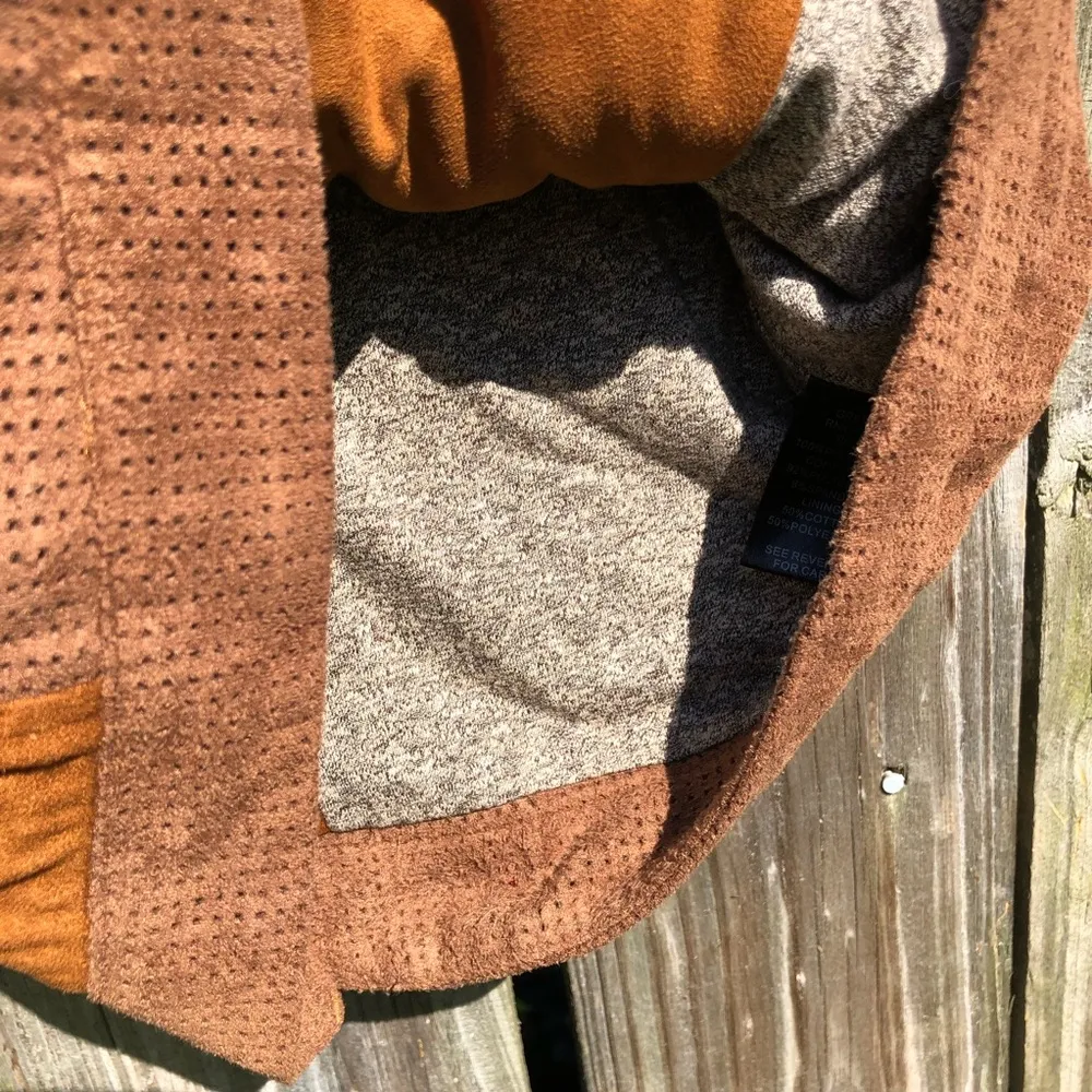 Greylin Tan faux suede utility belted vest size XS Western, Cowgirl, Rodeo - Image 13