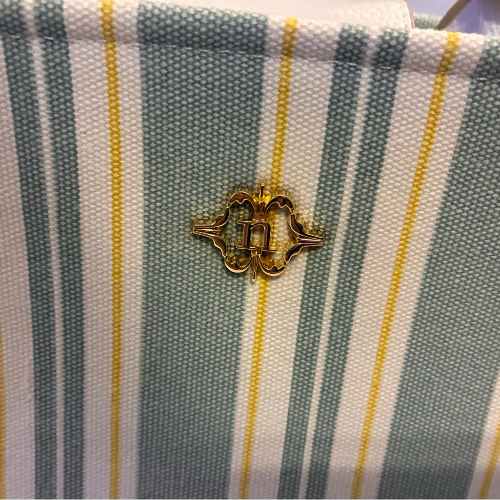 NWOT Nanette Lepore Striped Tote Bag with White and Yellow Accents - Image 3