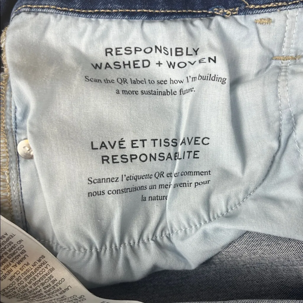 Frame Le Crop Mini Boot Jean with raw hem
Size: 32 - Image 5