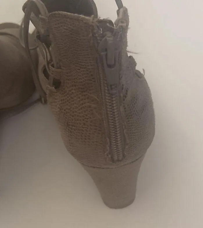 Sugar Open toe booties Tan Size 8.5 - Image 10