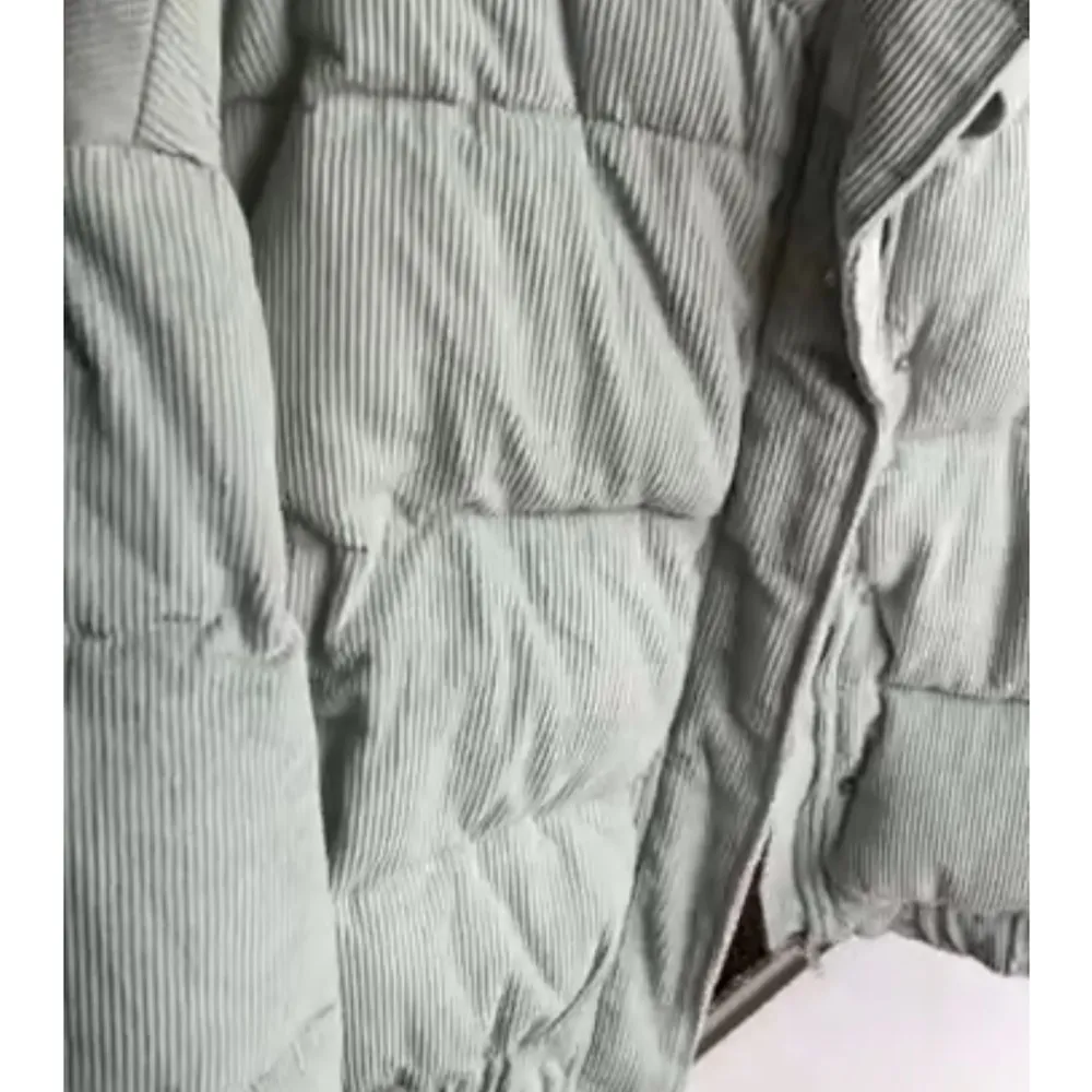 BLOGERS CHOICE: Corduroy Puffer Jacket - Sea foam Green/light blue - Plus size - Image 4