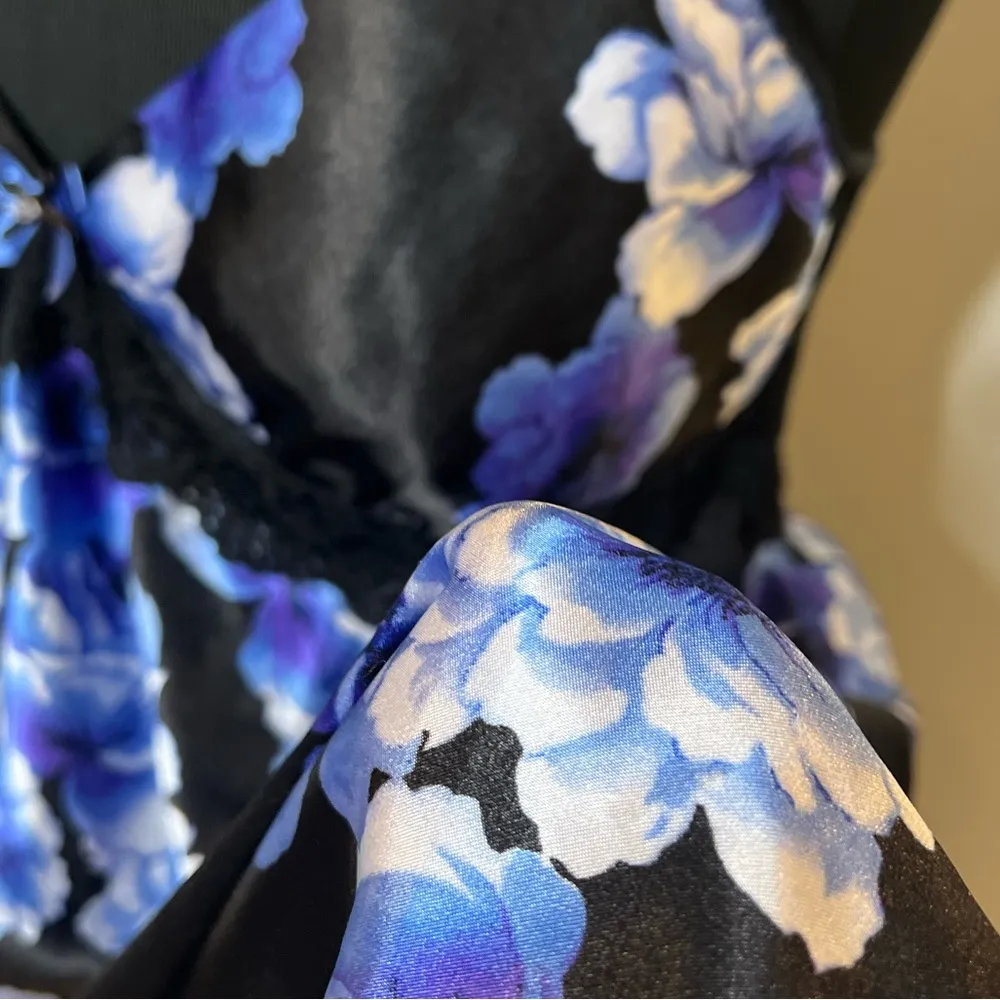 IN BLOOM Floral Lace Chemise Slip Dress Black Violet | M - Image 9