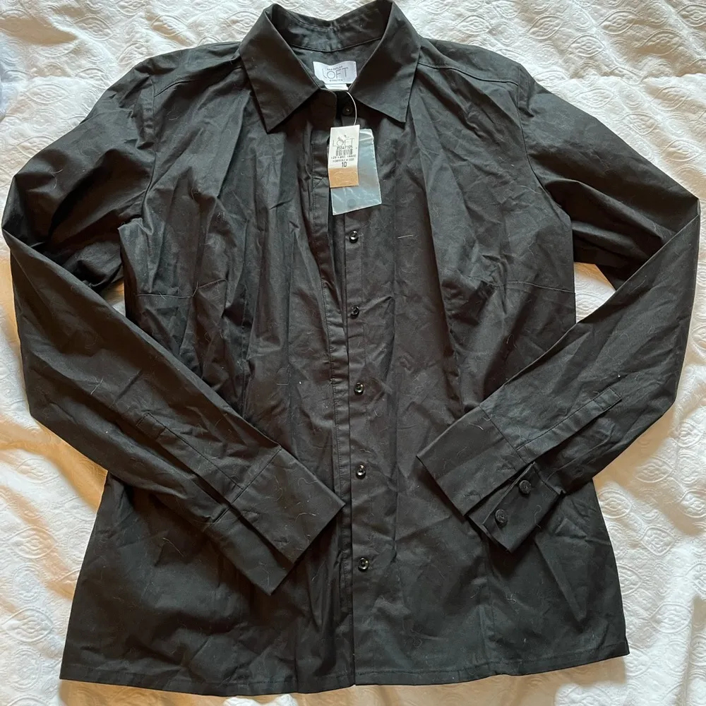 NWT: Ann Taylor Loft black button down long sleeve shirt - Image 3