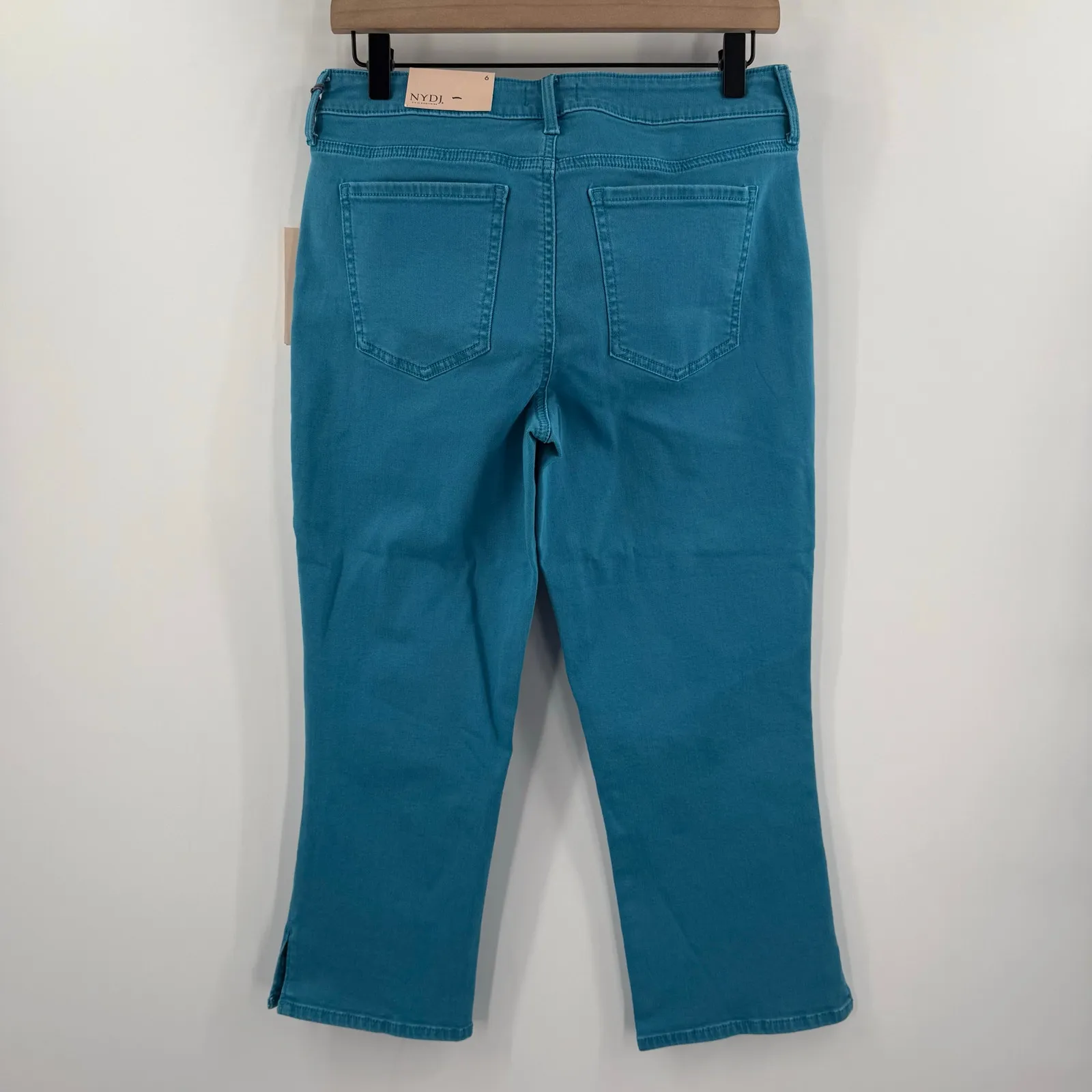 NYDJ Jeans Size 6 Capri Sideseam Slits Turquoise Blue NWT Cotton Stretch Classic - Image 2