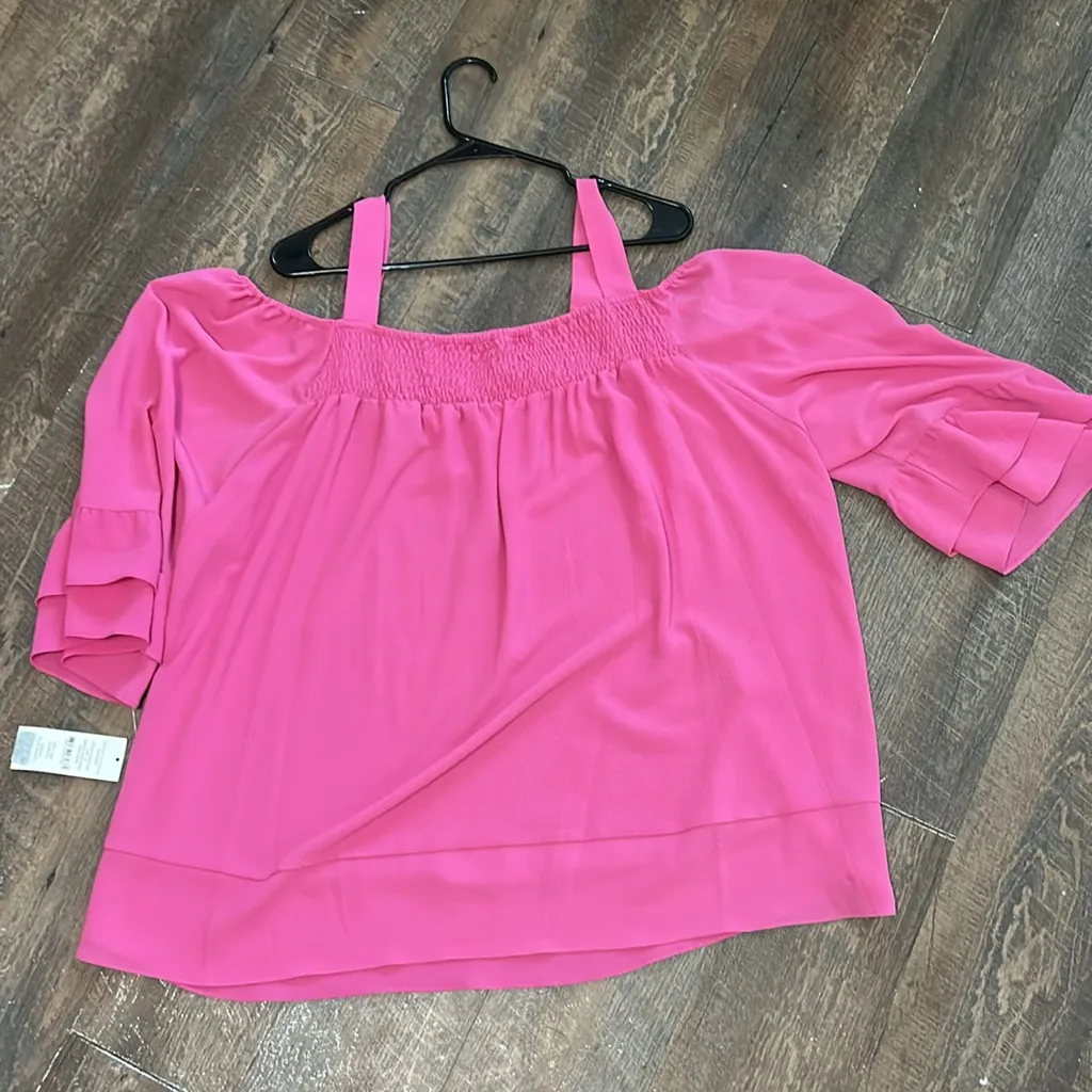 Valerie Stevens Women's Off the Shoulder Top 
Pink‎ Size 3X NEW Ruffle Sleeves - Image 5