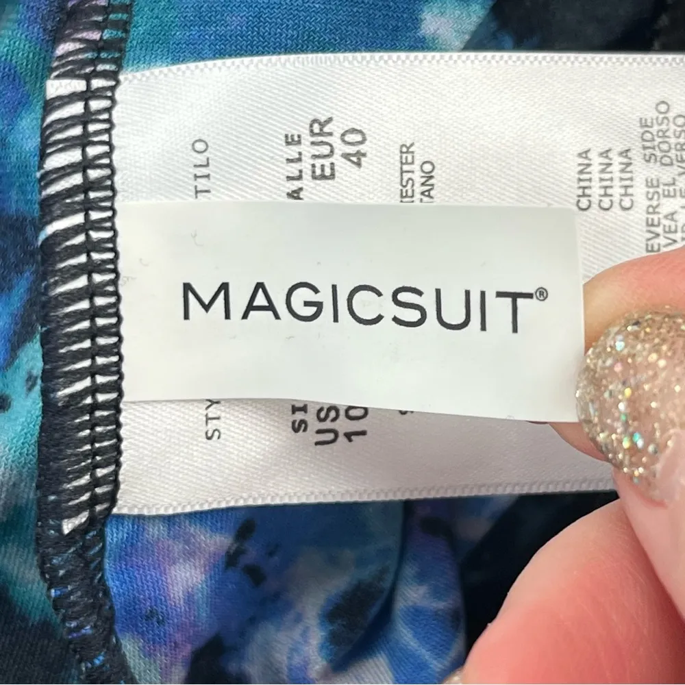 Magicsuit Peace Out Carma Tankini Swimsuit Swim Top Women Size 10 Blue Black NEW - Image 4