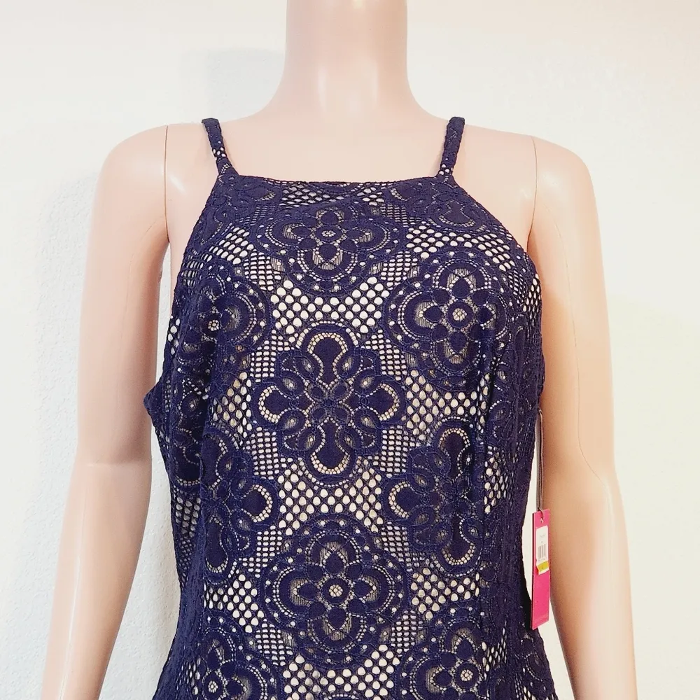 Vince camuto Lace Halter Fit & Flare Dress Size 14 - Image 4