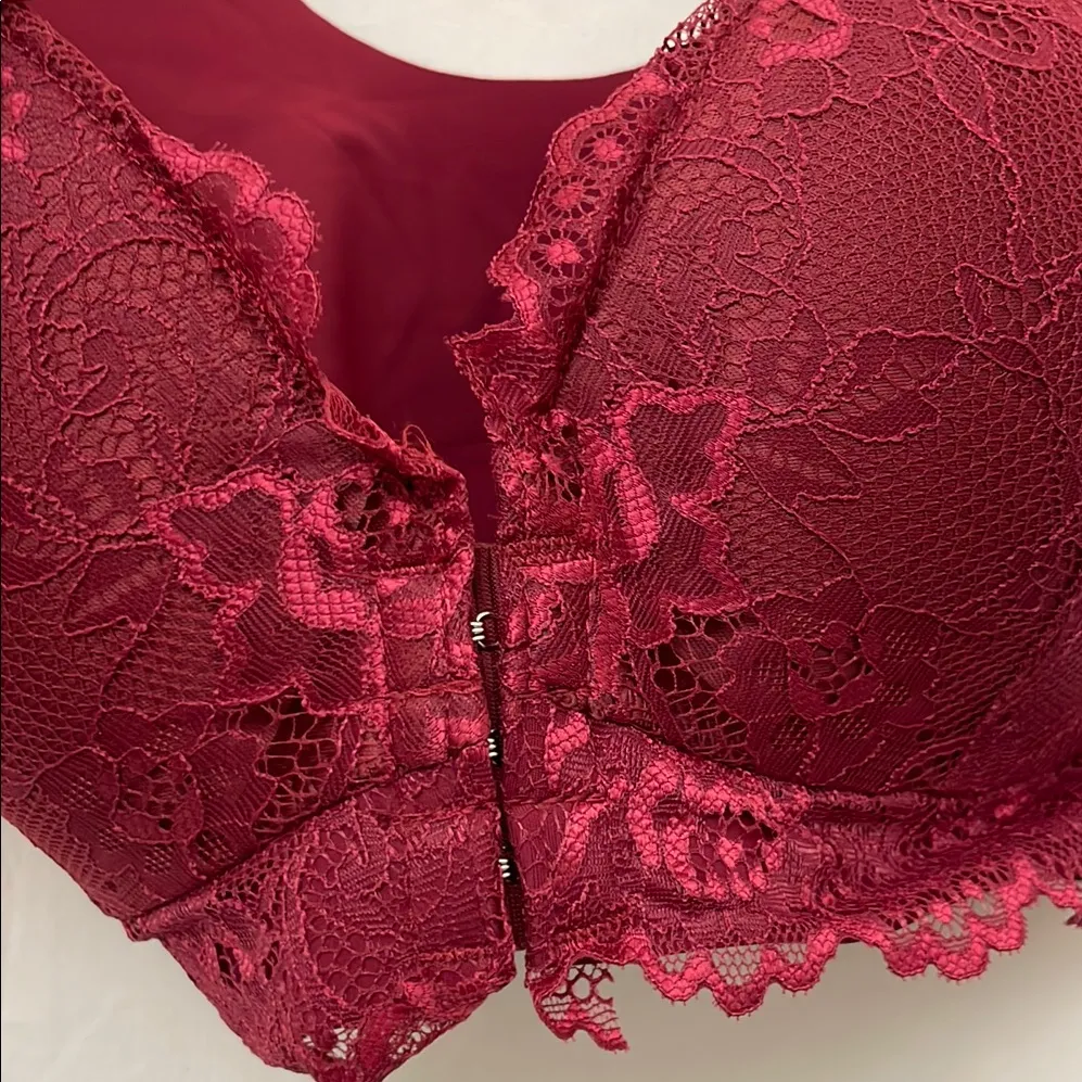 Red Lace Intimates Bra with Decorative Straps. Lace Wireless Bra .New. (E6)!! Size XL - Image 3