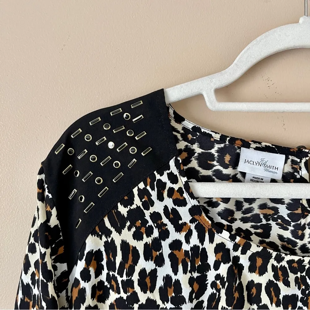 JACLYN SMITH | Animal Print Studded Roll Tab Sleeve Blouse Sz 2X - Image 2