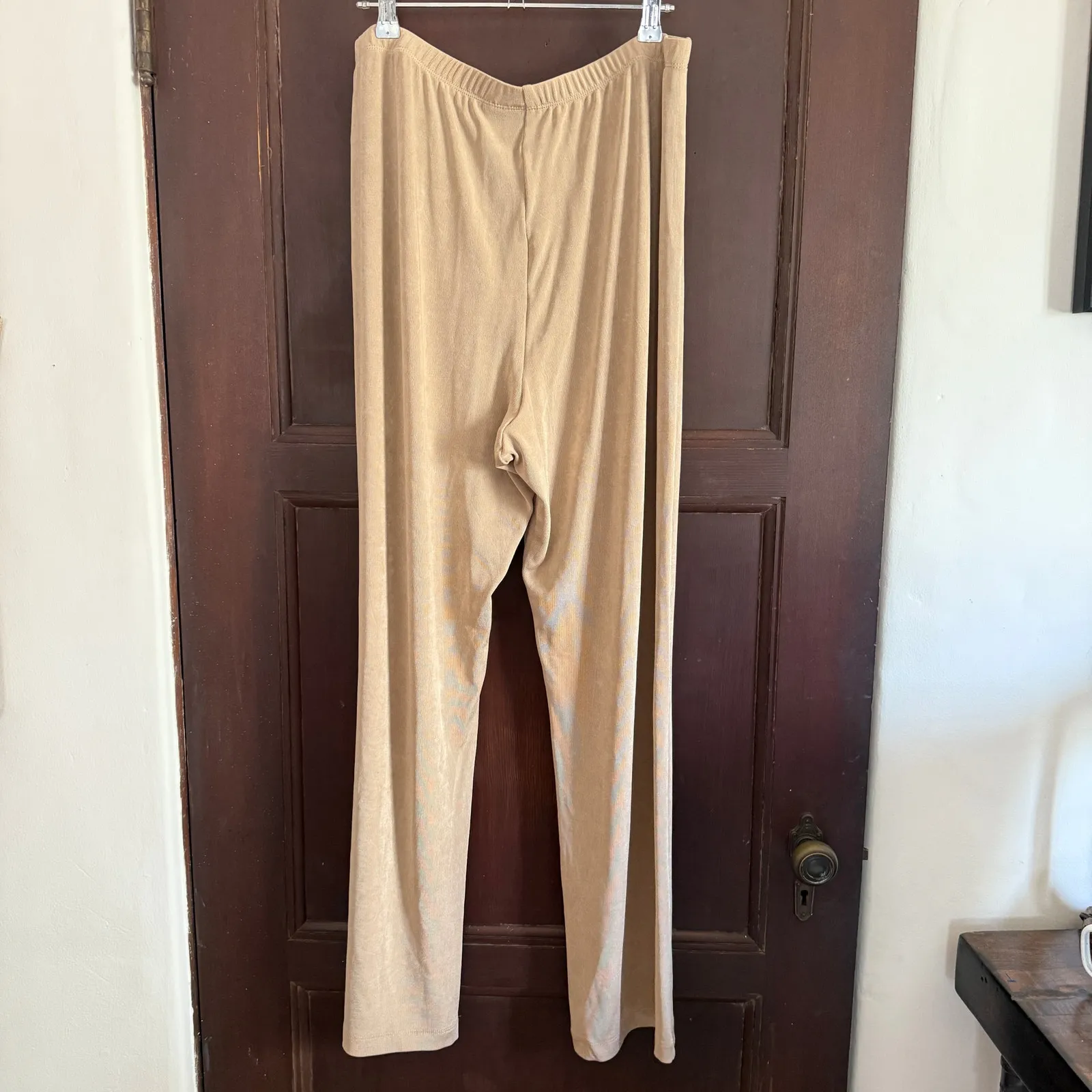 CHICO'S TRAVELERS | Taupe Tan Flat Front Straight Leg Pull on pants | Large 2 - Image 6