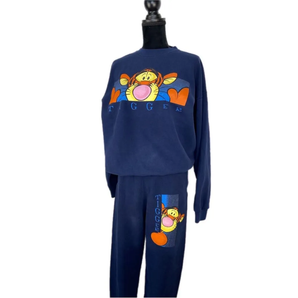 American Vintage Disney Tigger Sweatsuit Set - Adult Size M - Image 3