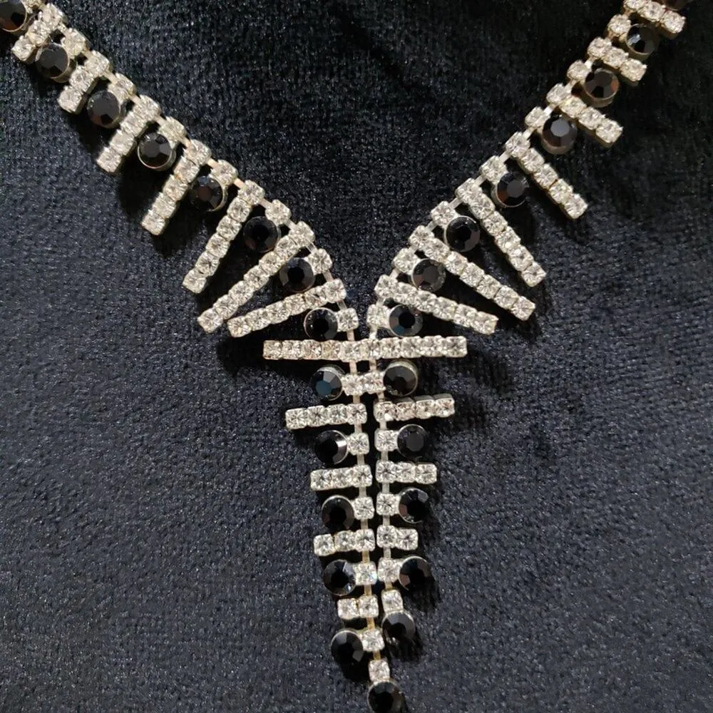 Womens Fashion Black White Shiny Rhinestones Collar Necklace with Lobster Clasp - Image 3