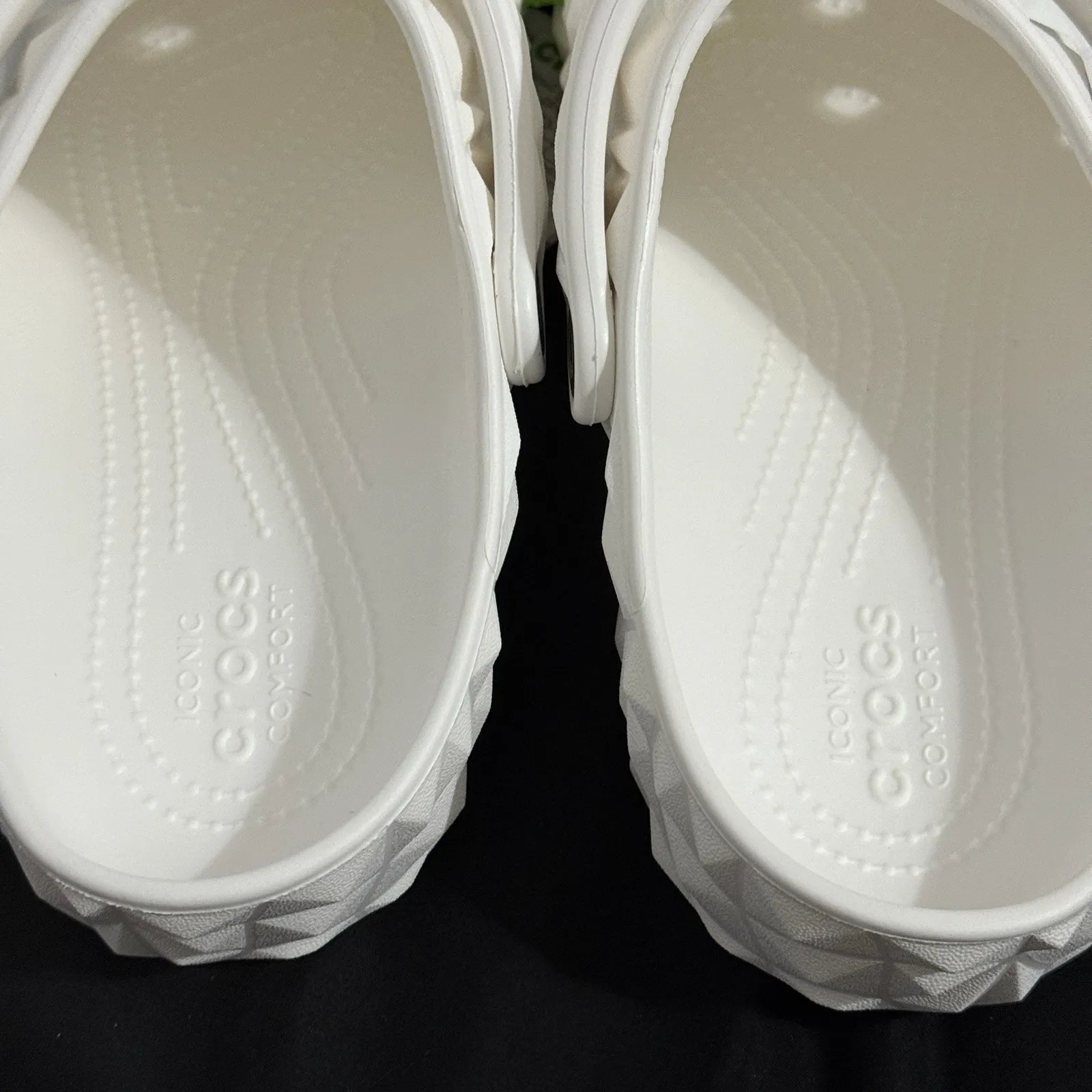 Crocs Classic Geometric Clog Clogs Slip On Shoes Waterproof Sandals Sz M 9 W‎ 11 - Image 4