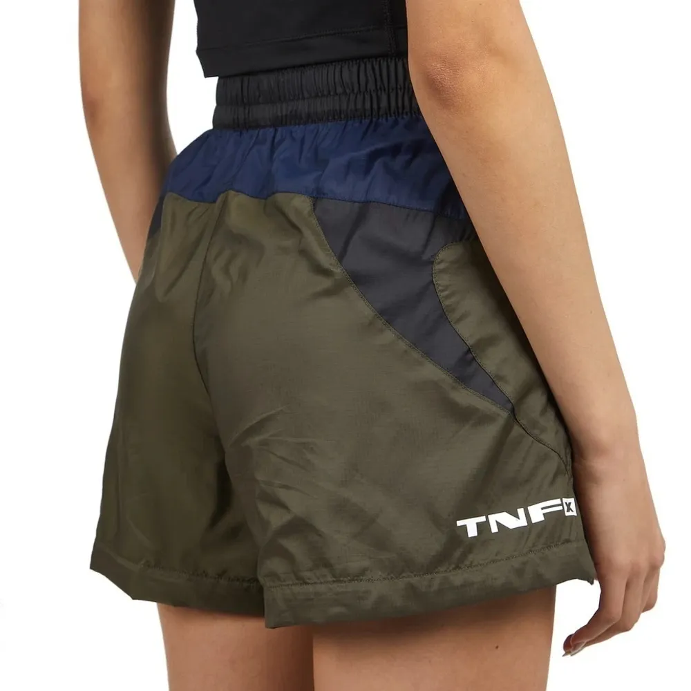 The North face XL TNF Shorts - Image 5