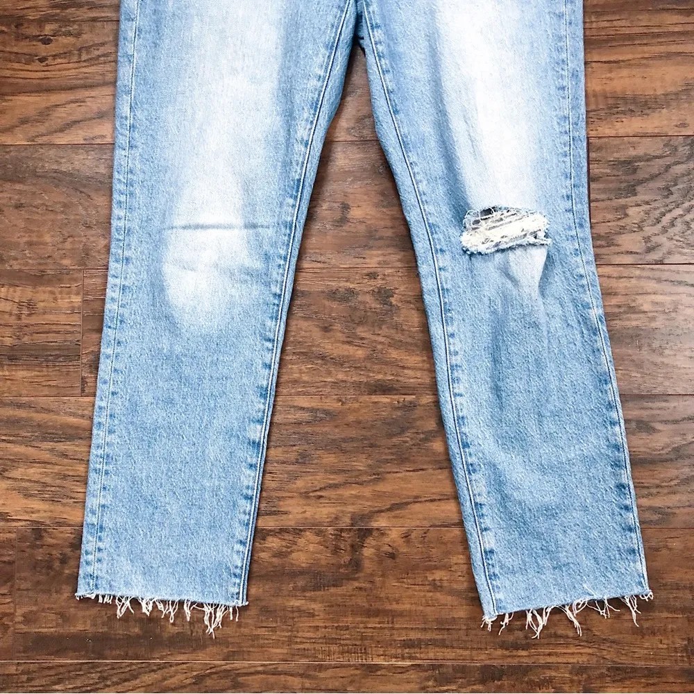 Madewell • The Curvy Perfect Vintage Jean in Coney Wash: Destroyed Edition - Image 8