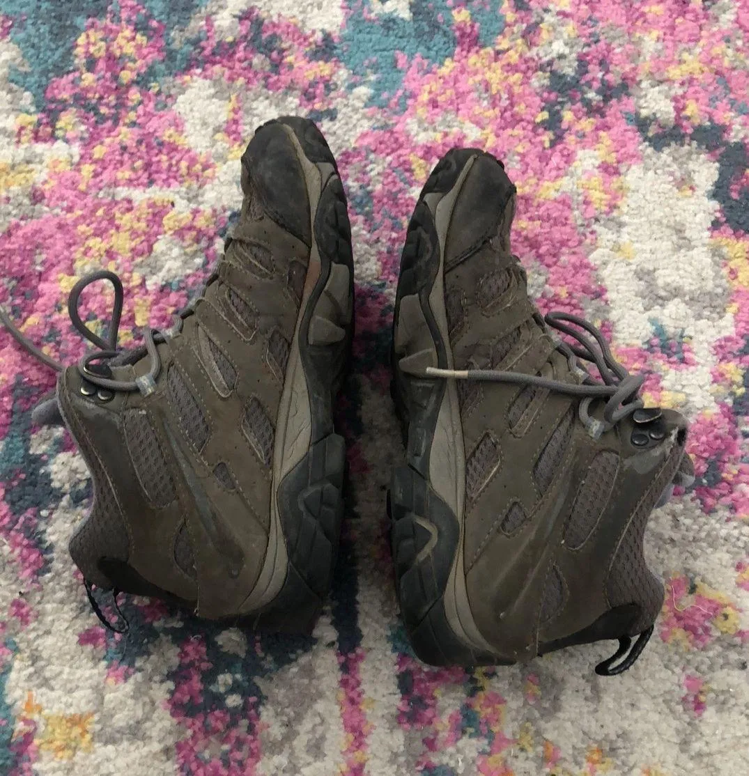 Merrell Vibram Moab Hiking Boots 6.5 - Image 4