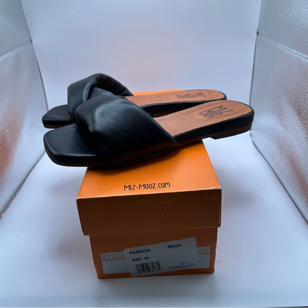 NWB Miz Mooz Passion Women's black leather slip on sandals size 38 US 7.5-8 - Image 2