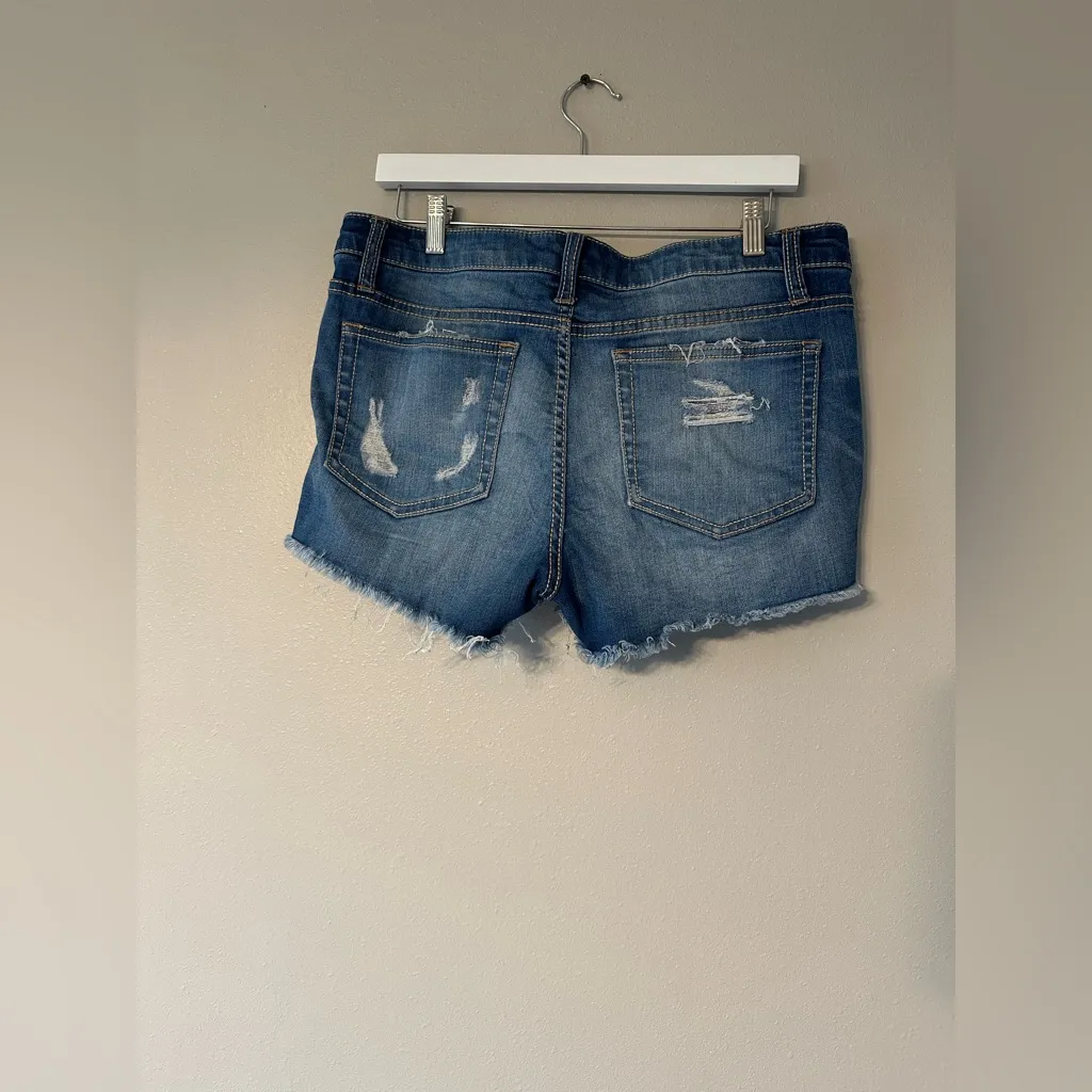 Daytrip Refined Gemini Stretch Short - Image 4