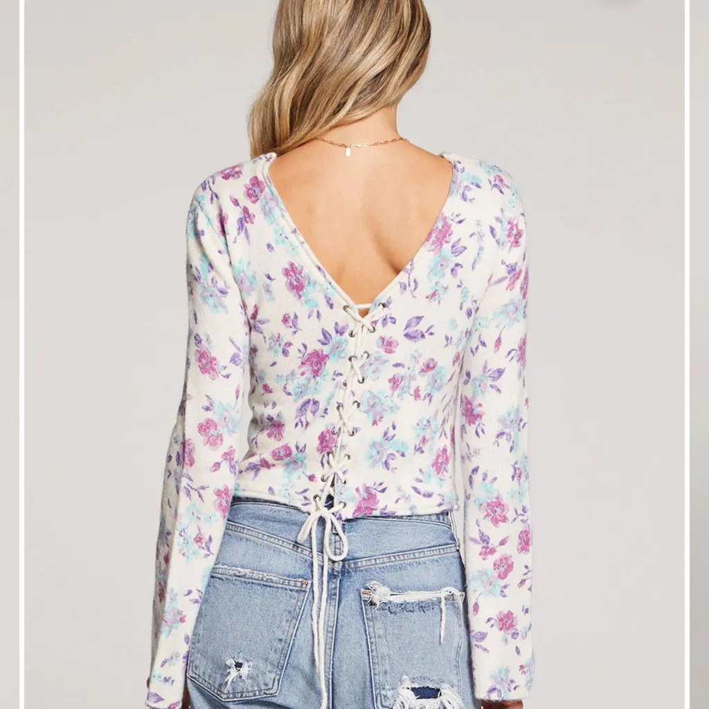 Saltwater LUXE Purple and Blue Vittoria Floral Sweater Medium - Image 4