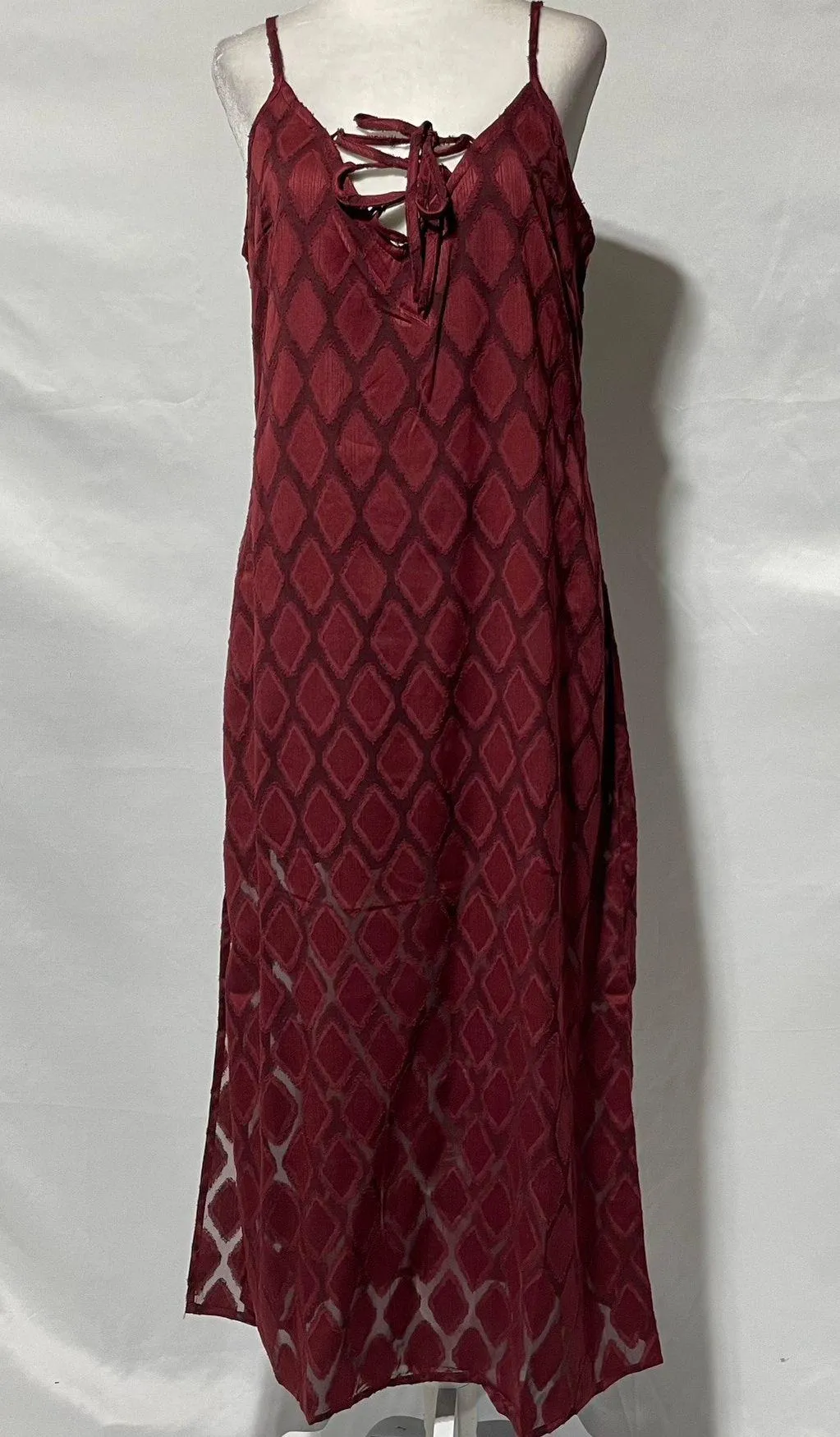 New  Lace Up V-Neck Diamond Midi Dress Lila Merlot Size Small - Image 2