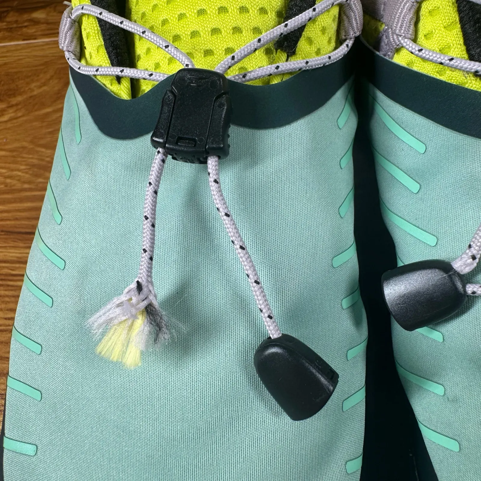 Merrell Sneaker Women 9.5 Embark Lace Shield Sneaker Mesh Water Resistant Hike - Image 7