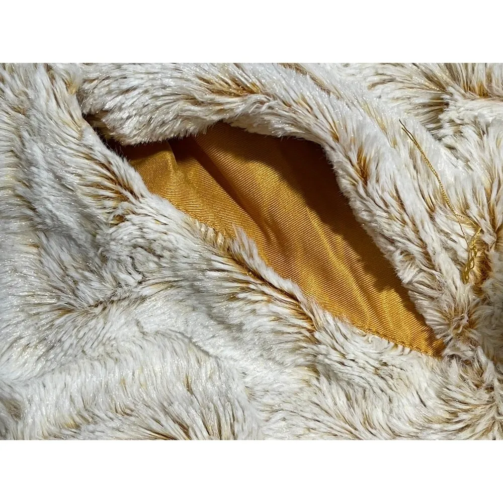 Simply Southern 1/4 Zip Soft Fuzzy Pullover size MEDIUM - Image 3