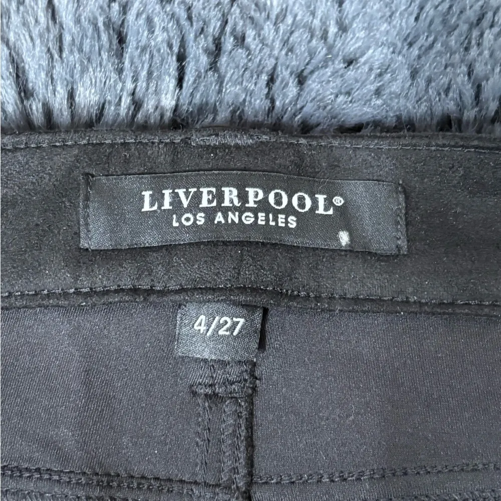 Liverpool Madonna mid rise stretch skinny black faux suede jeans size 4/27 - Image 2