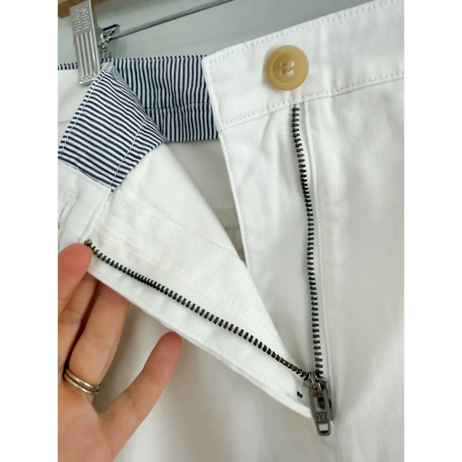 J.Crew | NWT 7" heritage chino short in White | Sz 18 - Image 6