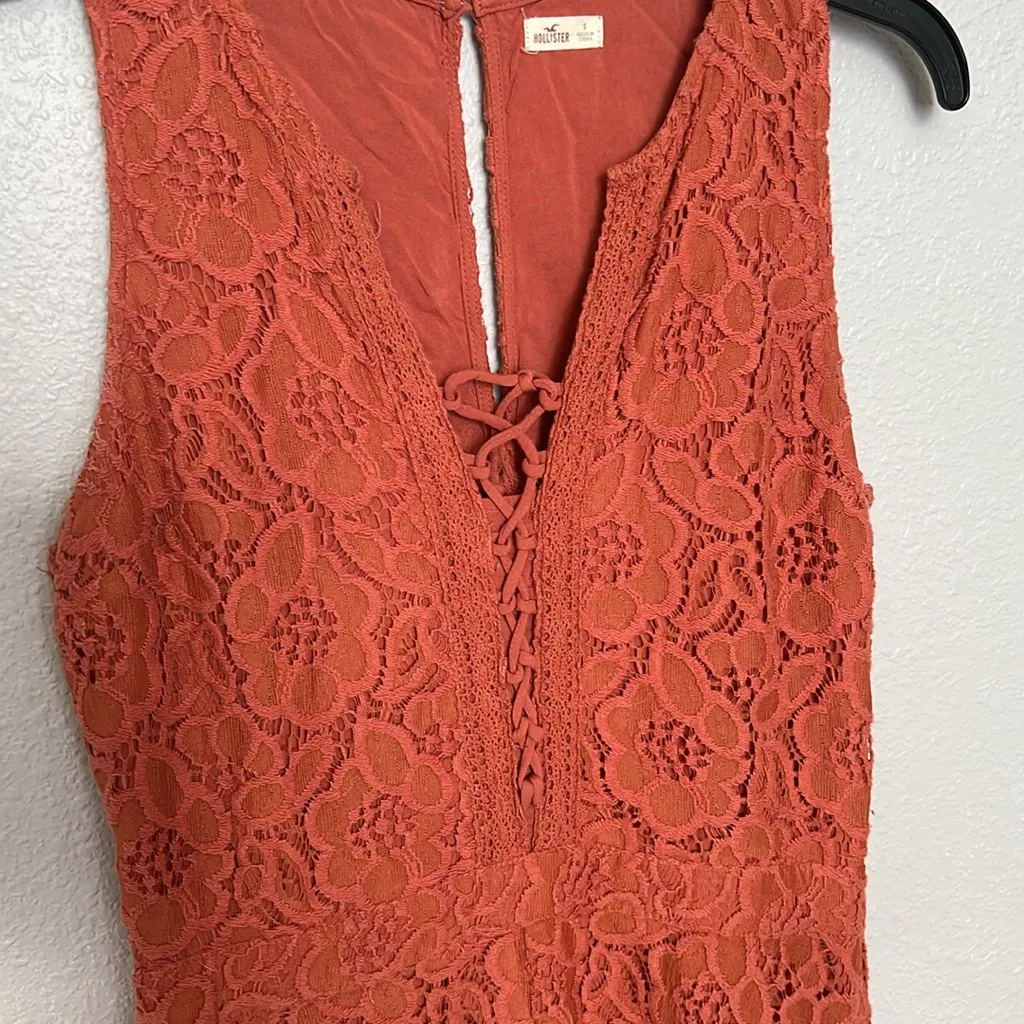 Hollister Crochet/Lace Romper Orange Size Small - Image 10